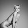 Sharon Stone se desnuda para una revista