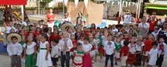 La comunidad Kid’s Center festejo las Fiestas patrias