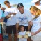 El tenista Santiago Gonzalez libero tortugas con su familia
