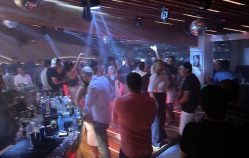 Divertido coctel de presentación del Bar GoGo (Fotos)